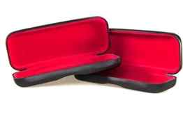 Demel Augenoptik Brillen Etui – Hartschalen Brillenetui Schwarz / Samteinlage / Mikrofaser Reinigungstuch / Testsieger Sparpaket (2 x Etui)