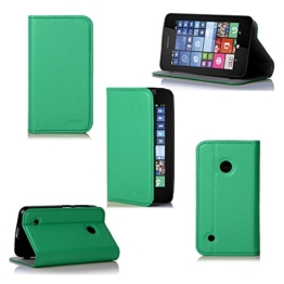 Nokia Lumia 530 Dual Sim Tasche Leder Style grün Hülle Cover mit Stand – Zubehör Etui smartphone 2014 Nokia 630 Flip Case Schutzhülle (Handy tasche folio PU Leder, Green) – Brand XEPTIO accessoires