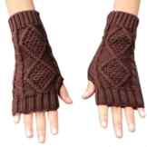 Novawo Frauen Handgehäkelte Winter Warme Fingerlose Armstulpen Handschuhe