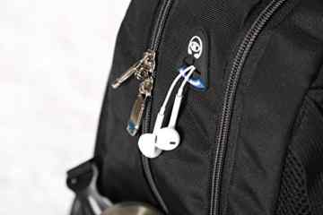 Laptop Rucksack 17.3 Zoll mit Regenschutz Durchlass für wasserdicht als Daypack für Schule oder Reisetasche schwarz -