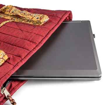 Maroon and Mustard Patterned Handgefertigte Laptop-Tasche -