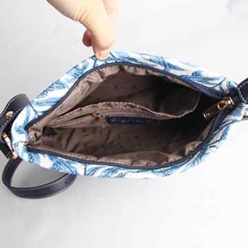 Modische Tapisserie Damen Schultertasche, Bodybag oder Messengertasche in Signare Blumen -