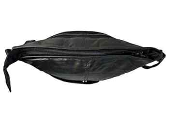 Quenchy Damen Schultertasche 2273 aus weichem italienischem Leder, Schwarz -